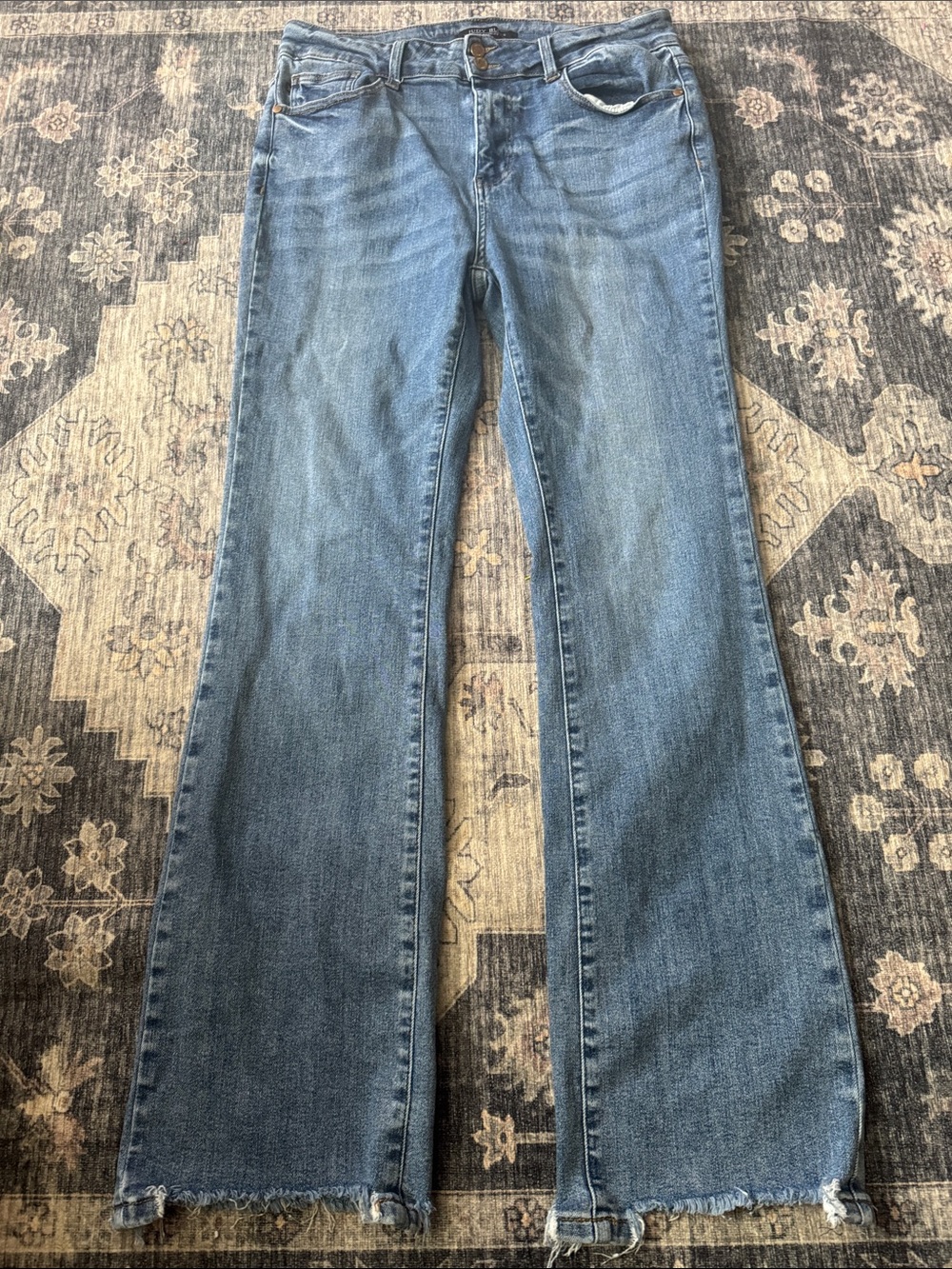 Judy Blue Light-Medium Blue Flare Wide Leg Jeans